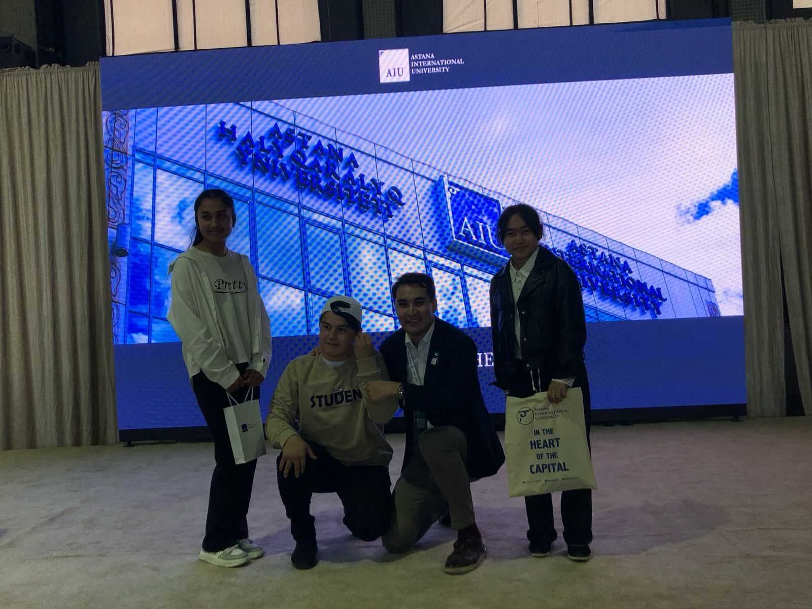 AIU на Международной образовательной выставке WORLD EDU 2025 в Самарканде — 2