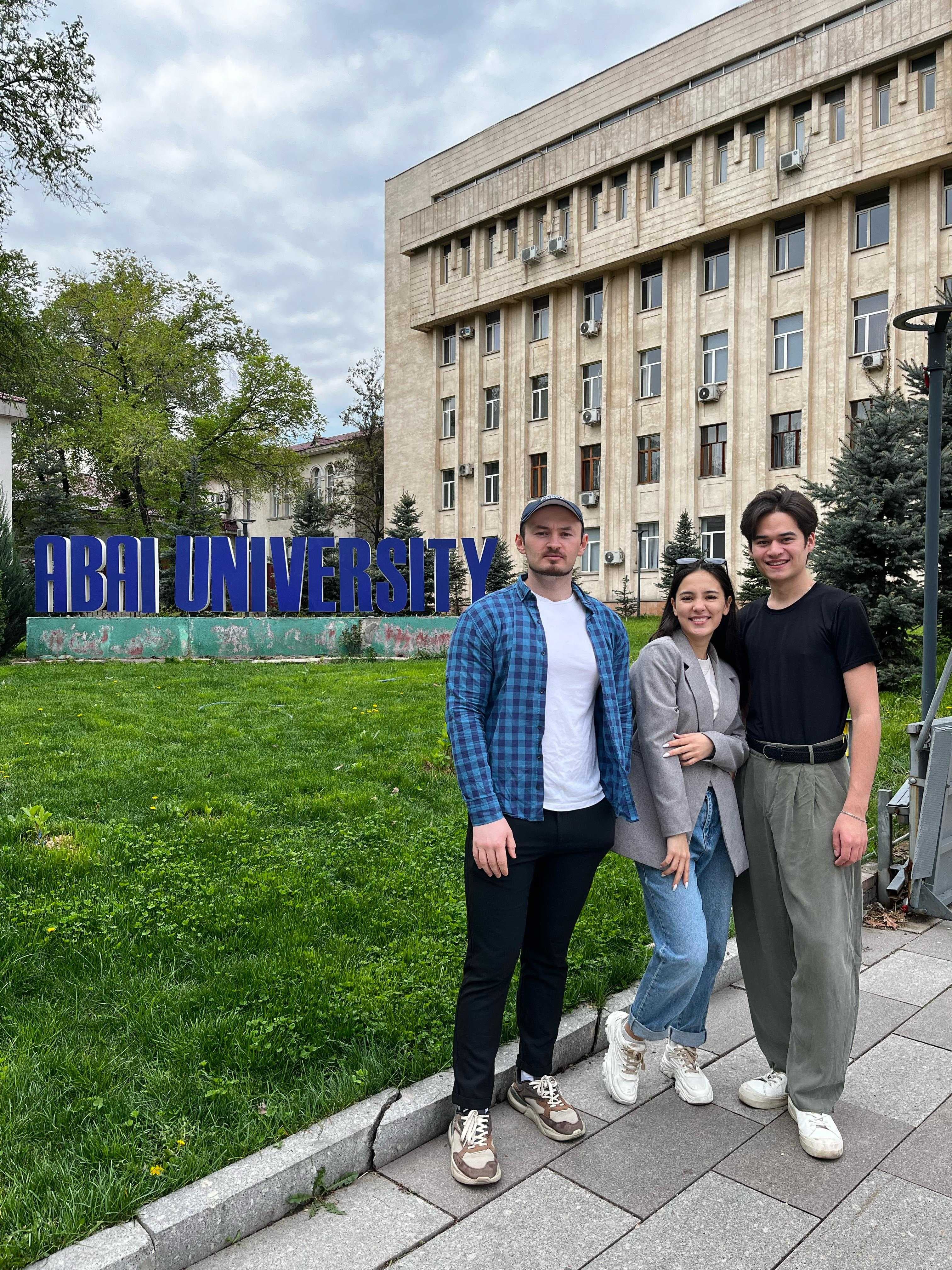 AIU на Республиканских олимпиадах по математике и биологии: достойные результаты и признание креативности — 2