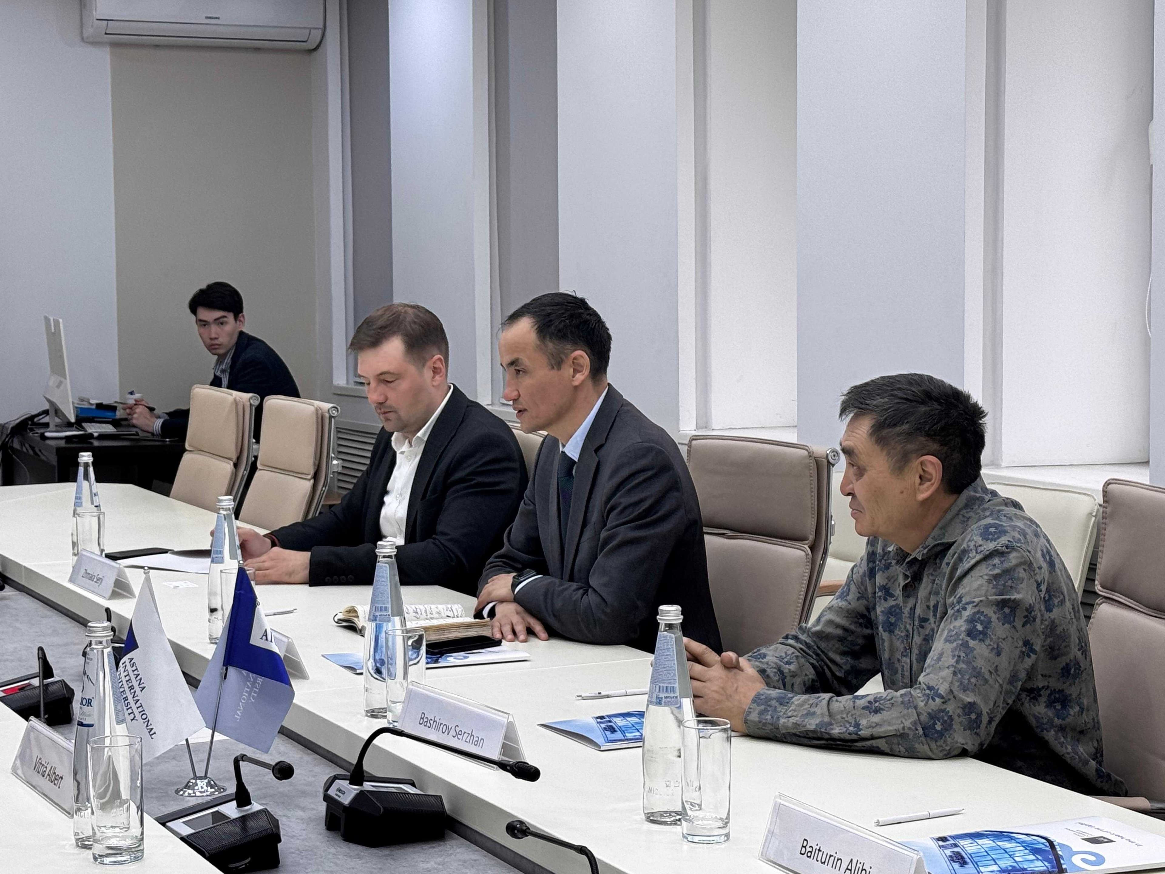 Визит представителей Посольства Испании в Astana International University — 9