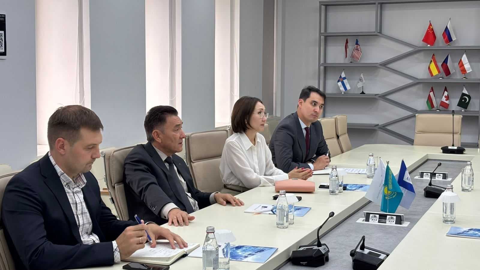 Astana International University расширяет горизонты международного сотрудничества с Cormack Consultancy Group — 1