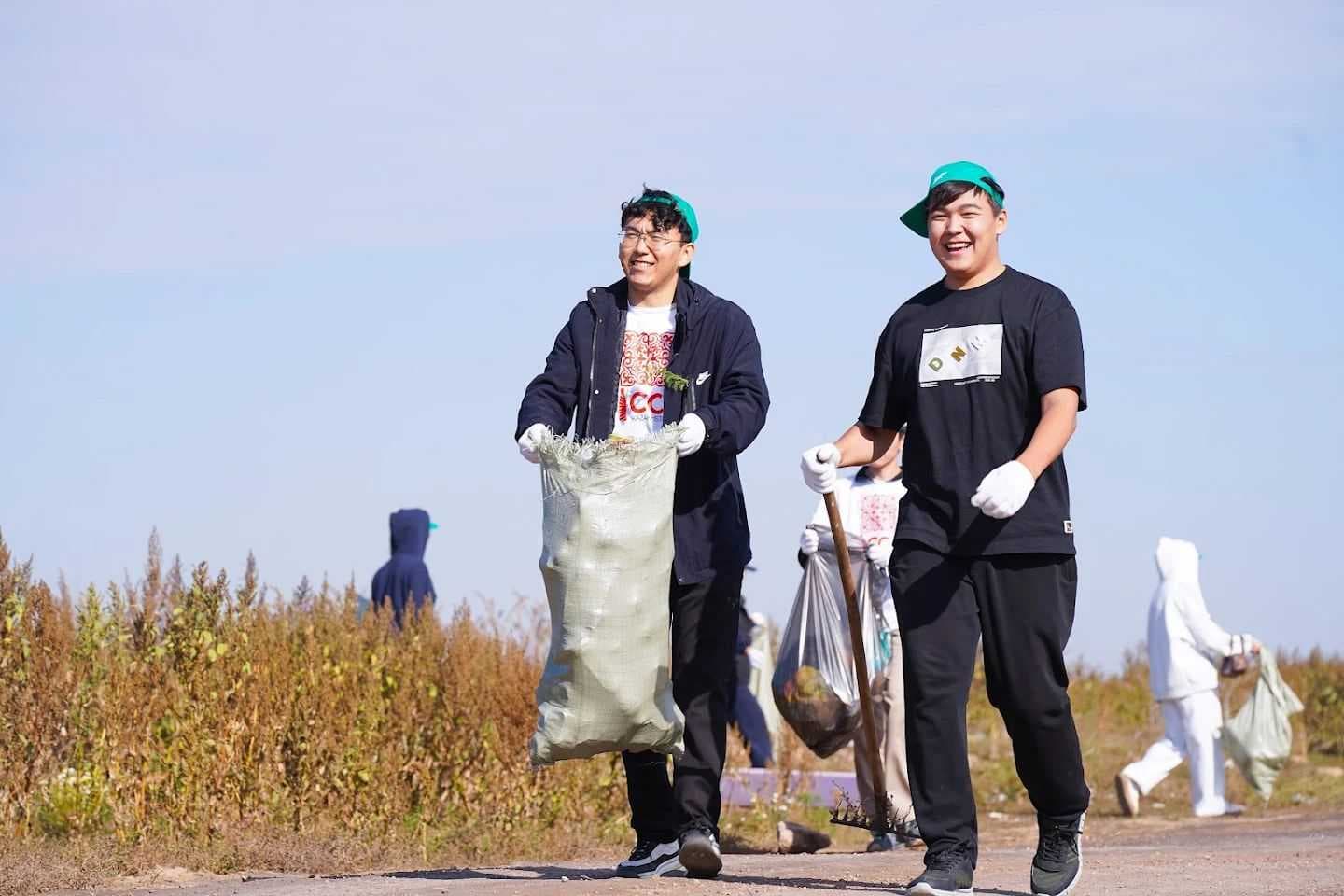 Студенты AIU  приняли участие в глобальной экологической акции «World Cleanup Day» — 5