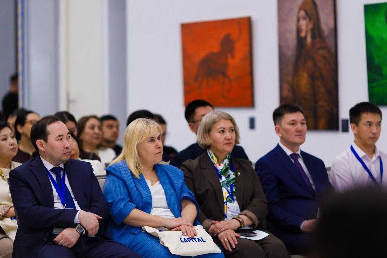 В Астане прошла конференция по развитию  молодежной науки с применением ИИ и цифровых технологий — 7