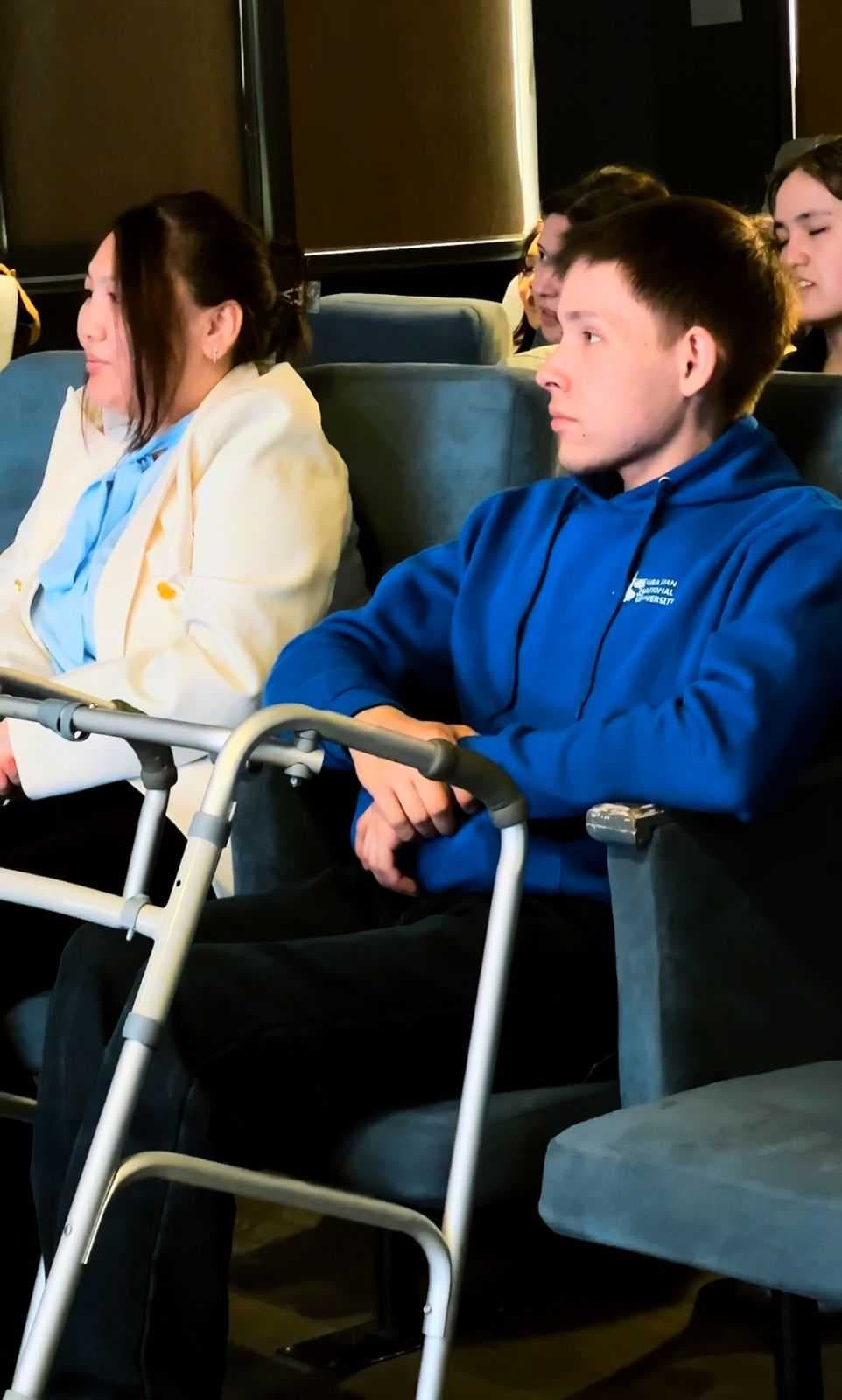 «Инклюзия – болашаққа бірге қадам: ЕЕБҚ студенттермен тиімді жұмыс жасау жолдары» тақырыбында студенттерге арналған шеберлік сағаты ұйымдастырылды. — 2