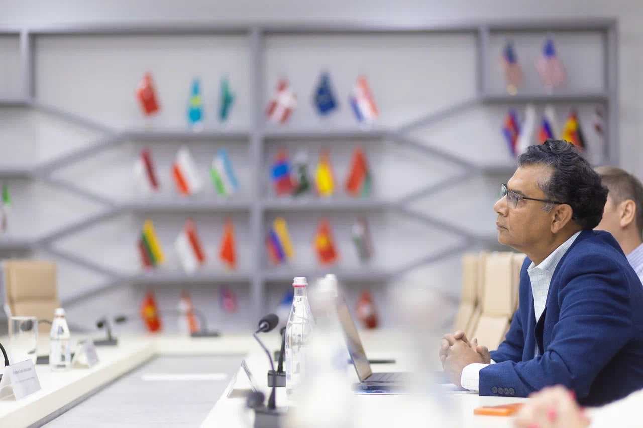 В AIU состоялась встреча с экспертом в области интеллектуальной собственности Дипанджаном Нагом — 7
