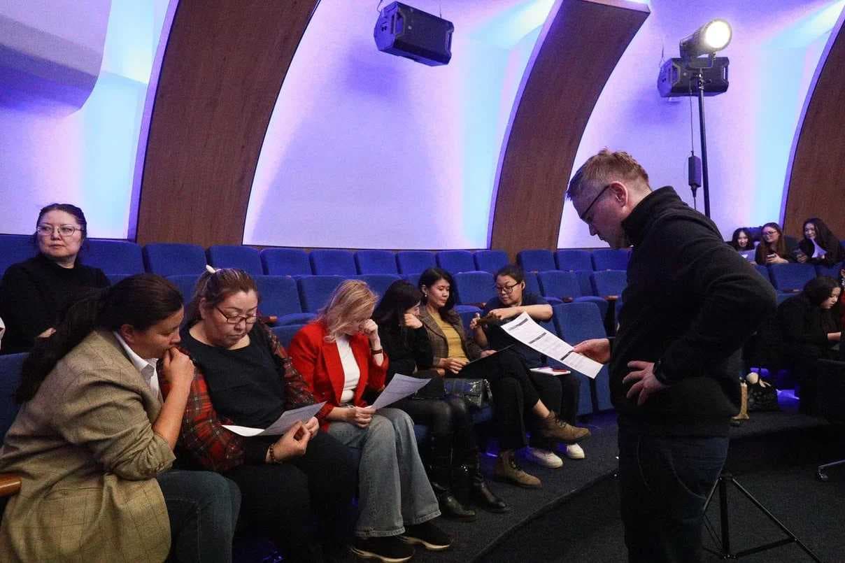 Профессор Дипанджан Наг провел мастер-класс в AIU — 6