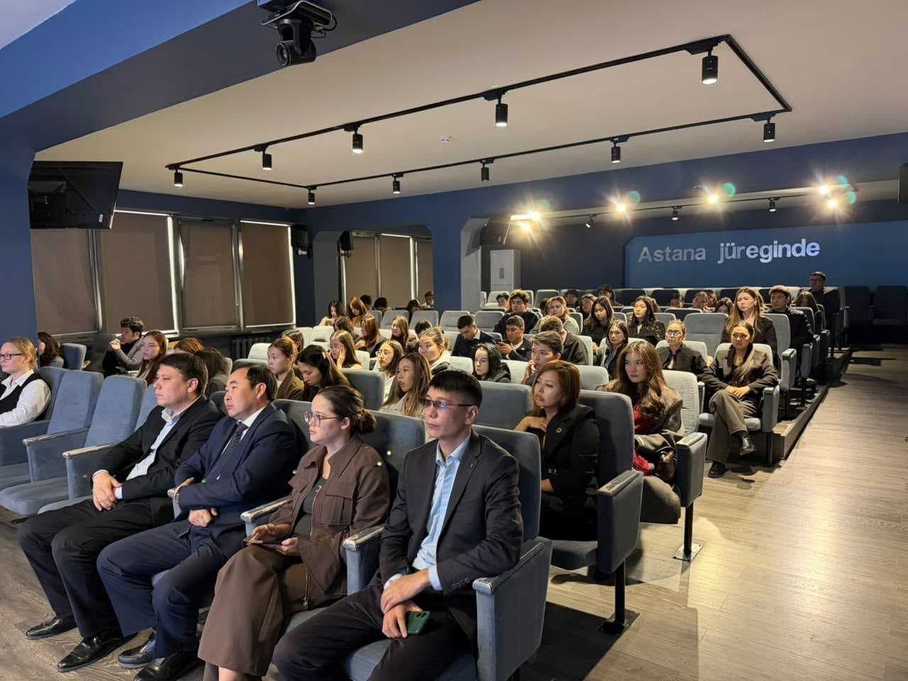 AIU-да польшалық зерттеуші Людвика Мария Влодекпен кездесу өтті — 3
