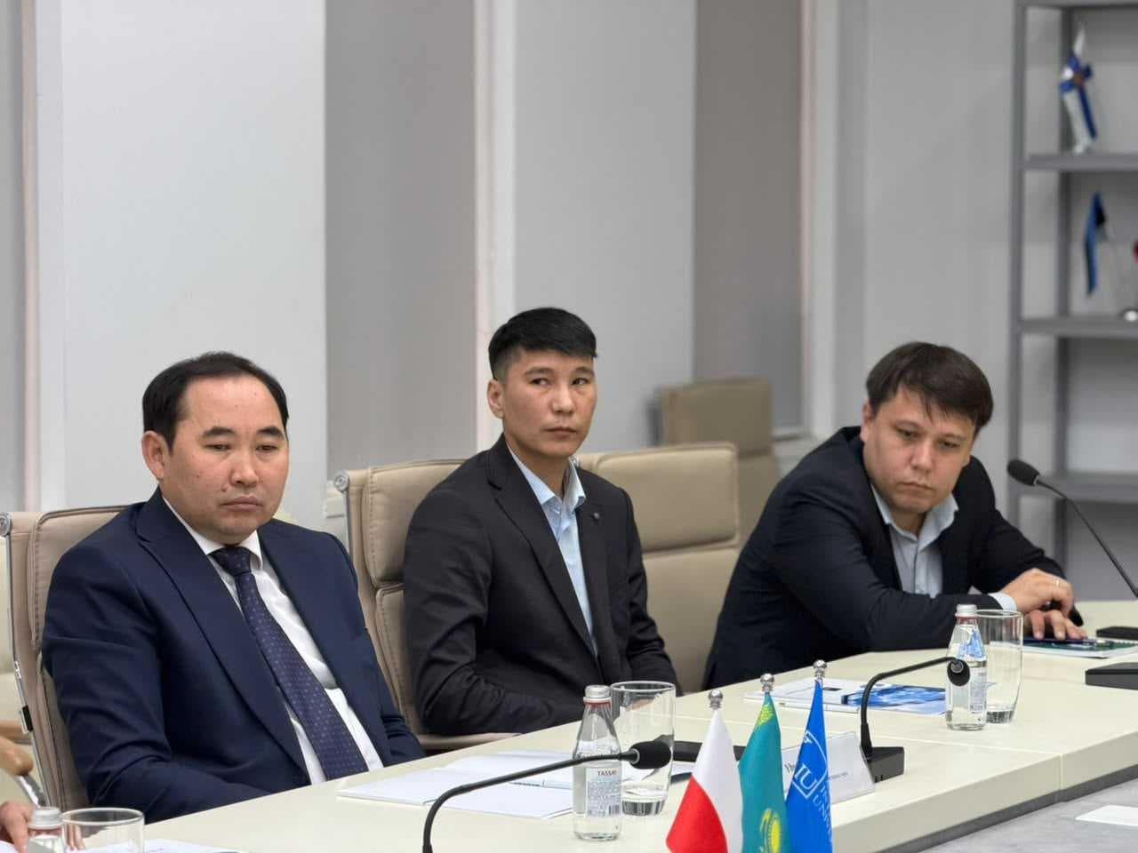 AIU-да польшалық зерттеуші Людвика Мария Влодекпен кездесу өтті — 10