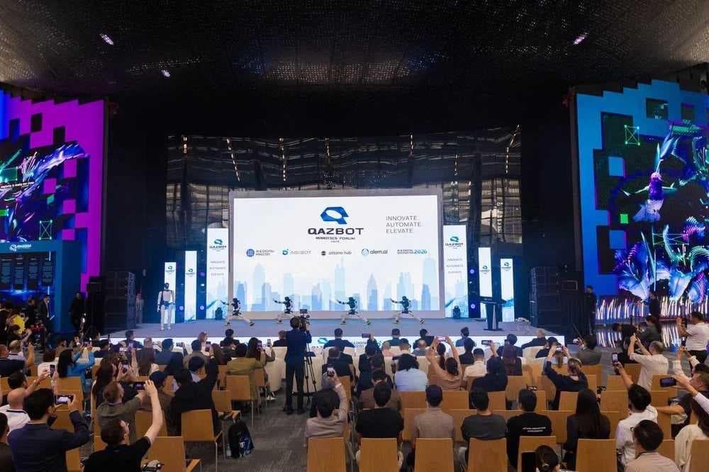 Астана Халықаралық университеті мен QAZBOT Technologies өзара ынтымақтастық туралы меморандумға қол қойды — 3